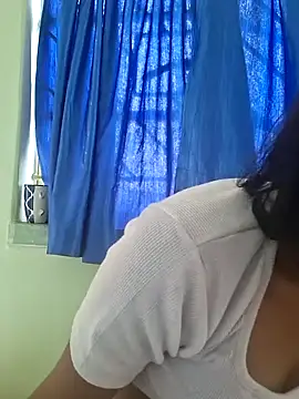 Snapshot of _sexy-queen chatting on 13, 10, 2025 sexy-queen online show from 13, 10, 2025