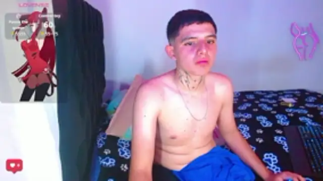 Snapshot of NoahAyala chatting on 8, 11, 2025 NoahAyala online show from 8, 11, 2025