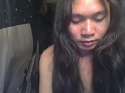 Snapshot of Reynalda26 chatting on 27, 11, 2025 Reynalda26 online show from 27, 11, 2025