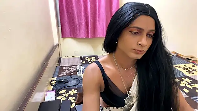 Snapshot of LuvLayla chatting on 16, 9, 2025 LuvLayla online show from 16, 9, 2025