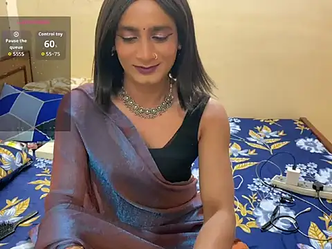 LuvLayla online show from 10, 4, 2026