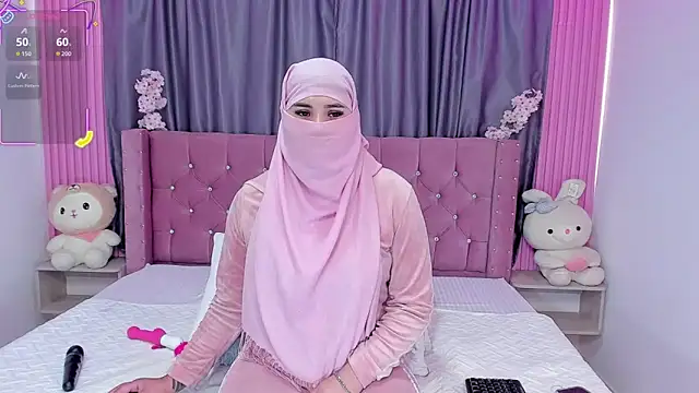 Nayla-Mouna online show from 10, 10, 2025