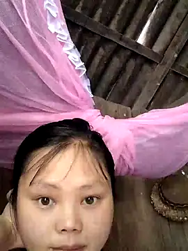 Snapshot of omiu-baby chatting on 6, 5, 2026 omiu-baby online show from 6, 5, 2026