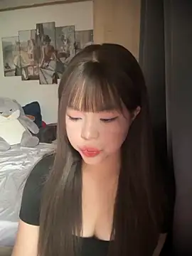 Snapshot of SarahBeii chatting on 21, 10, 2025 SarahBeii online show from 21, 10, 2025