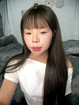 Snapshot of SarahBeii chatting on 26, 10, 2025 SarahBeii online show from 26, 10, 2025