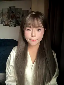 Snapshot of SarahBeii chatting on 9, 11, 2025 SarahBeii online show from 9, 11, 2025