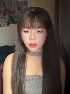 Snapshot of SarahBeii chatting on 14, 11, 2025 SarahBeii online show from 14, 11, 2025