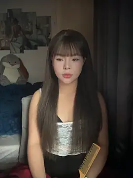 Snapshot of SarahBeii chatting on 20, 11, 2025 SarahBeii online show from 20, 11, 2025