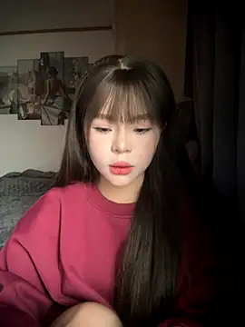 Snapshot of SarahBeii chatting on 5, 12, 2025 SarahBeii online show from 5, 12, 2025