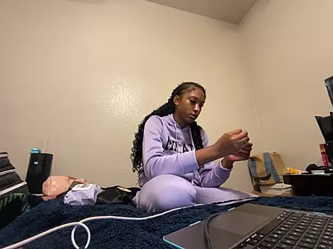 Brooke012 online show from 4, 4, 2026