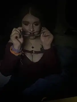 Snapshot of adventuresinsky chatting on 16, 11, 2025 adventuresinsky online show from 16, 11, 2025