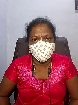 Snapshot of umashreetamil chatting on 31, 10, 2025 umashreetamil online show from 31, 10, 2025