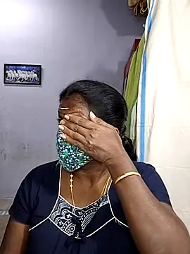 Snapshot of umashreetamil chatting on 28, 11, 2025 umashreetamil online show from 28, 11, 2025