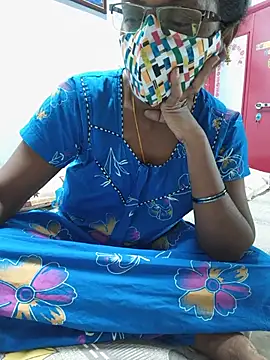 Snapshot of umashreetamil chatting on 7, 6, 2026 umashreetamil online show from 7, 6, 2026