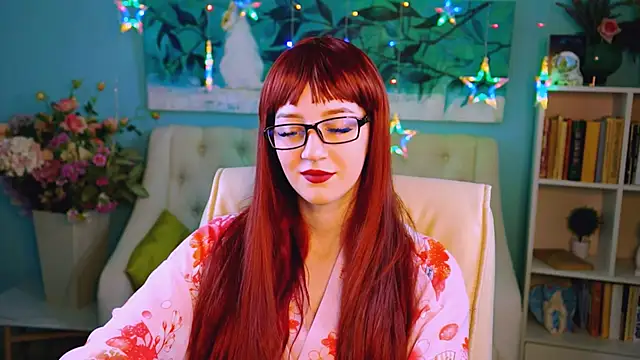 Snapshot of AliceWelch_ chatting on 12, 9, 2025 AliceWelch online show from 12, 9, 2025