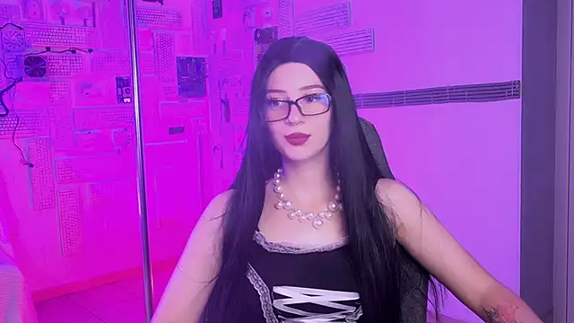 Snapshot of AliceWelch_ chatting on 19, 9, 2025 AliceWelch online show from 19, 9, 2025