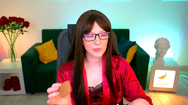 Snapshot of AliceWelch_ chatting on 28, 9, 2025 AliceWelch online show from 28, 9, 2025