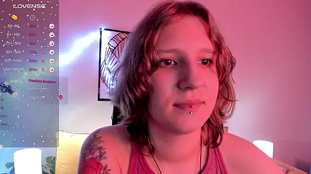 Hailey Foxy online show from 23, 10, 2025