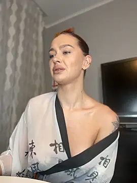 Snapshot of LittleFox___ chatting on 19, 9, 2025 LittleFox online show from 19, 9, 2025