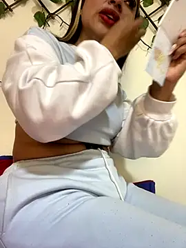 Snapshot of JesicaHorny69 chatting on 15, 10, 2025 JesicaHorny69 online show from 15, 10, 2025