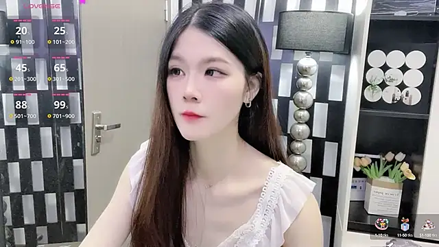 Snapshot of Yueyue-MM chatting on 22, 10, 2025 Yueyue-MM online show from 22, 10, 2025