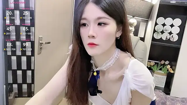 Snapshot of Yueyue-MM chatting on 25, 11, 2025 Yueyue-MM online show from 25, 11, 2025