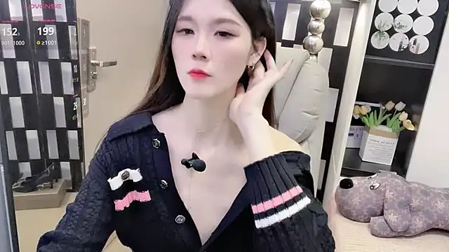 Snapshot of Yueyue-MM chatting on 27, 11, 2025 Yueyue-MM online show from 27, 11, 2025