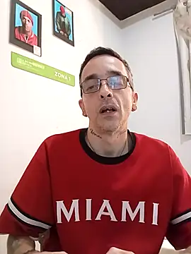 Snapshot of dinho_carioca chatting on 9, 9, 2025 dinho carioca online show from 9, 9, 2025