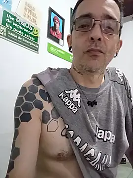 Snapshot of dinho_carioca chatting on 13, 9, 2025 dinho carioca online show from 13, 9, 2025