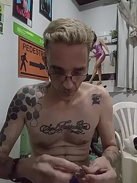 dinho carioca online show from 15, 4, 2026