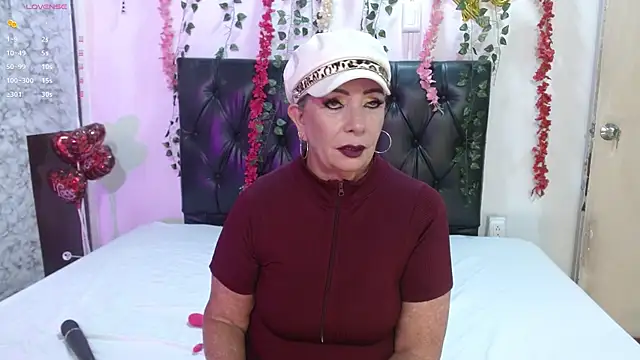 Snapshot of _SARAI_DUPONT chatting on 2, 3, 2025 SARAI DUPONT online show from 2, 3, 2025