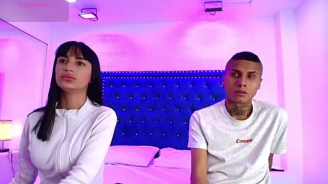 Snapshot of Damian_and_roxanne chatting on 12, 11, 2025 Damian and roxanne online show from 12, 11, 2025