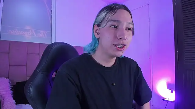 AngelFlexxx online show from 23, 4, 2026