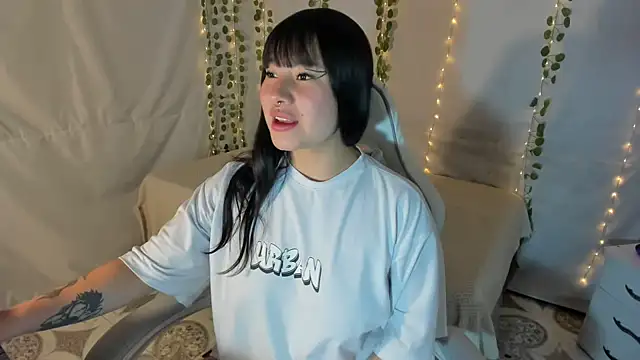 Zulema R1 online show from 3, 11, 2025