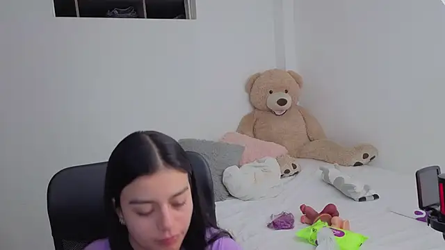 valerihouse online show from 24, 2, 2026