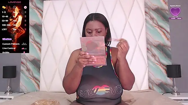 Snapshot of PenelopeBoobss chatting on 20, 11, 2025 PenelopeBoobss online show from 20, 11, 2025