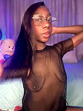 Snapshot of AmyRoss_1 chatting on 28, 10, 2025 AmyRoss 1 online show from 28, 10, 2025