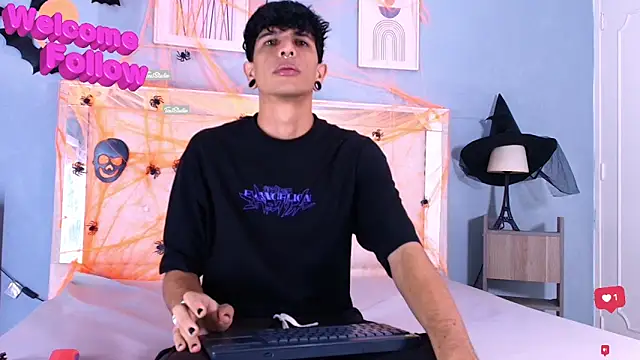 Franvill Trato online show from 21, 10, 2025