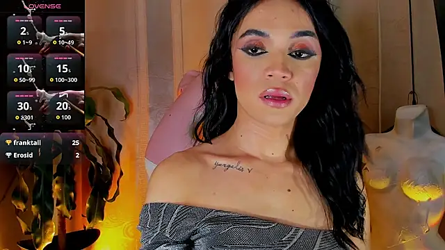 Cristal Gem1 online show from 25, 6, 2026