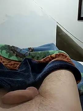 Snapshot of este_juan chatting on 13, 11, 2025 este juan online show from 13, 11, 2025