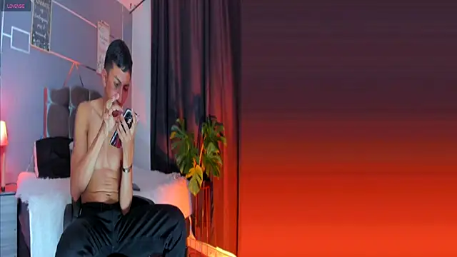 oliver mr  online show from 25, 10, 2025