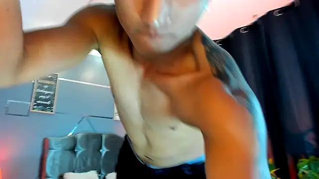 oliver mr  online show from 31, 10, 2025