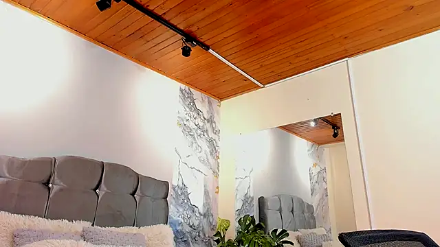 oliver mr  online show from 6, 1, 2026