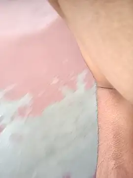 monster 33 online show from 25, 10, 2025