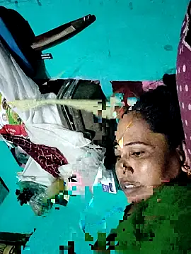 Snapshot of Pooja750 chatting on 8, 9, 2025 Pooja750 online show from 8, 9, 2025