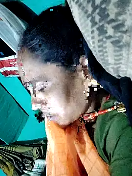 Snapshot of Pooja750 chatting on 13, 9, 2025 Pooja750 online show from 13, 9, 2025