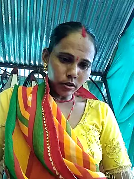 Snapshot of Pooja750 chatting on 16, 9, 2025 Pooja750 online show from 16, 9, 2025