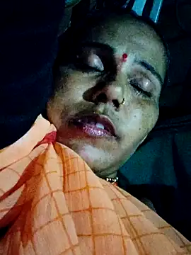 Snapshot of Pooja750 chatting on 19, 9, 2025 Pooja750 online show from 19, 9, 2025