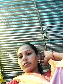 Snapshot of Pooja750 chatting on 1, 10, 2025 Pooja750 online show from 1, 10, 2025