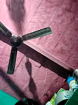 Snapshot of Pooja750 chatting on 13, 10, 2025 Pooja750 online show from 13, 10, 2025